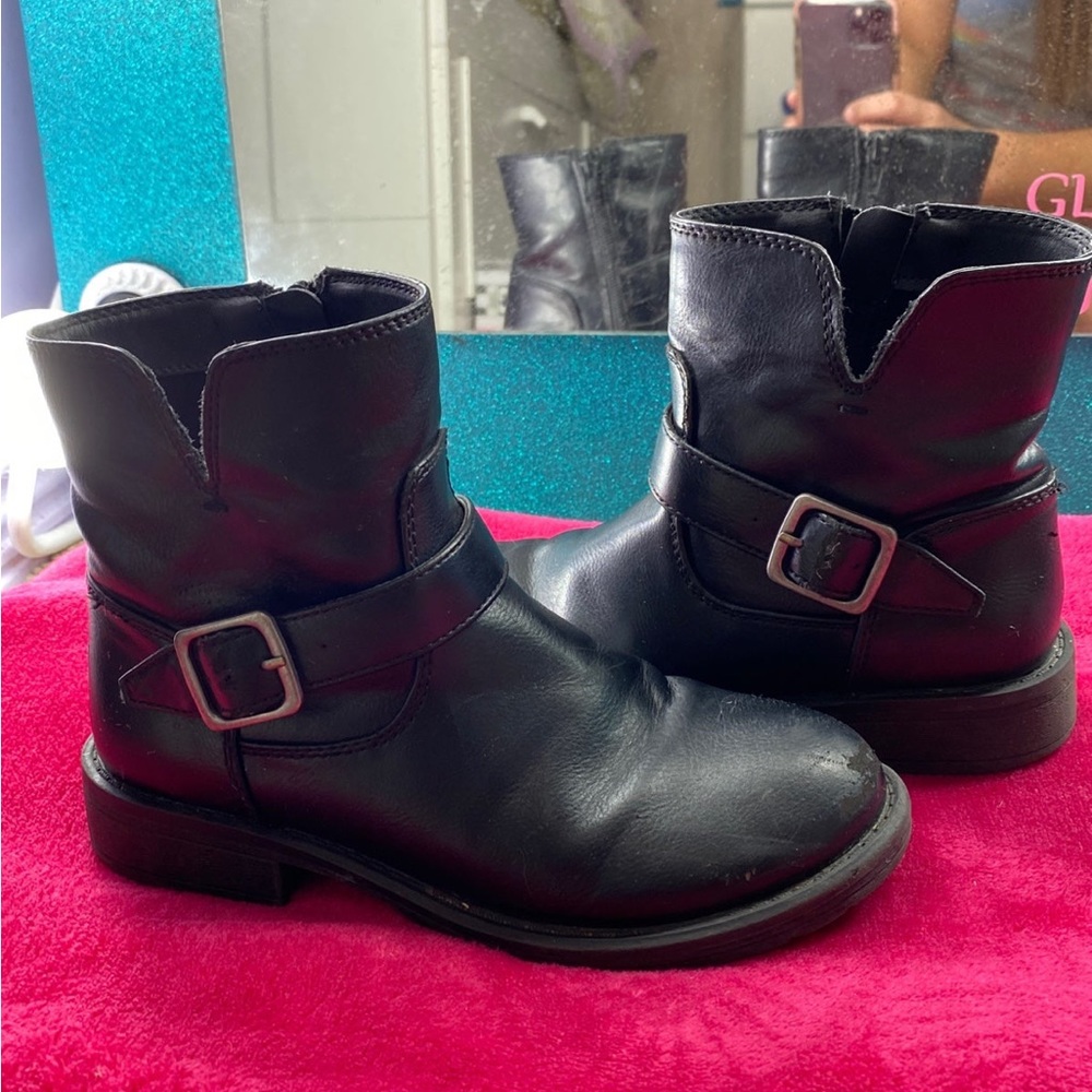 Girls Cat & Jack boots